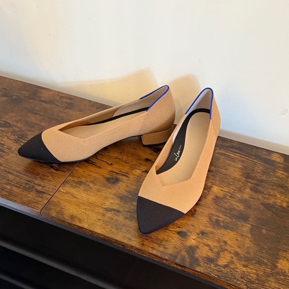 Rothy's Tan and Black Flats